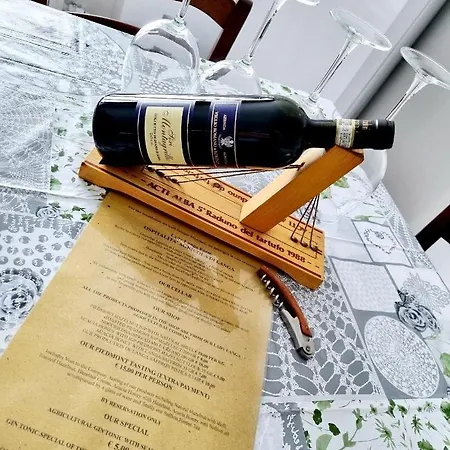 Ospitalita Agricola Di Langa Mansardato Vacanze * Sinio
