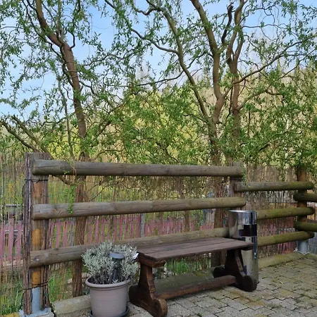 Ospitalita Agricola Di Langa Mansardato Vacanze Apartmán