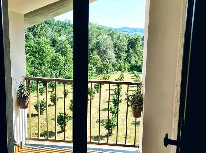 Ospitalita Agricola Di Langa Mansardato Vacanze 아파트 시니오