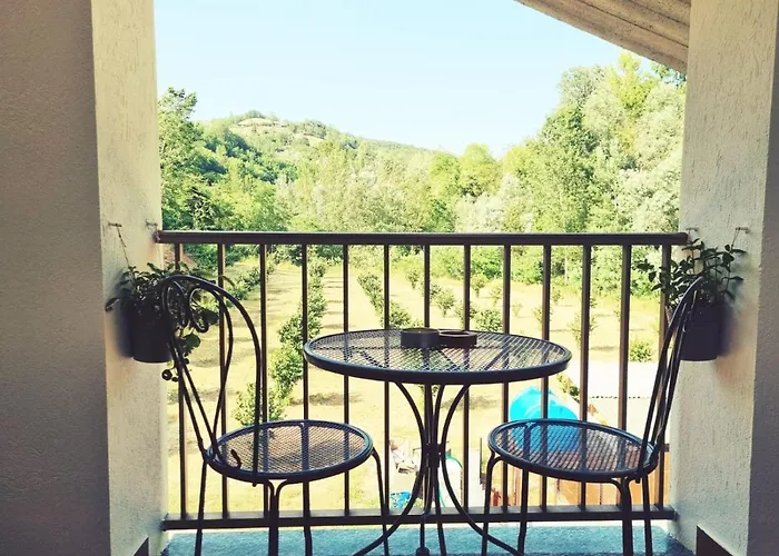 아파트 Ospitalita Agricola Di Langa Mansardato Vacanze *